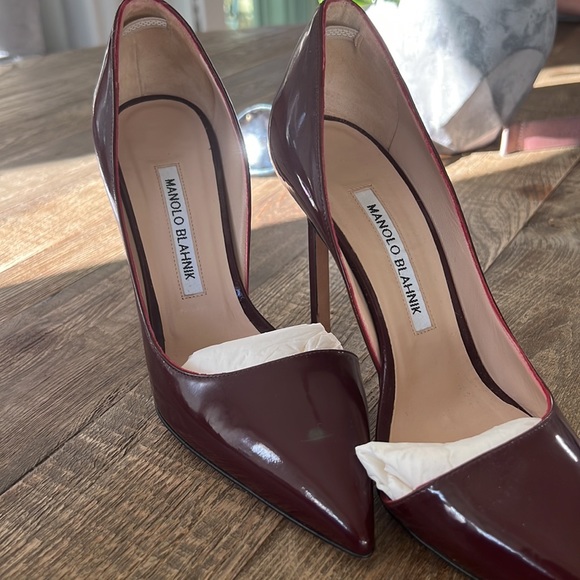 Thrice worn burgundy pair of MB’s. Serious offers only - Picture 2 of 9